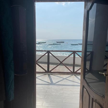 Amazing Zanzibar Beach Hotel Nungwi Exterior photo